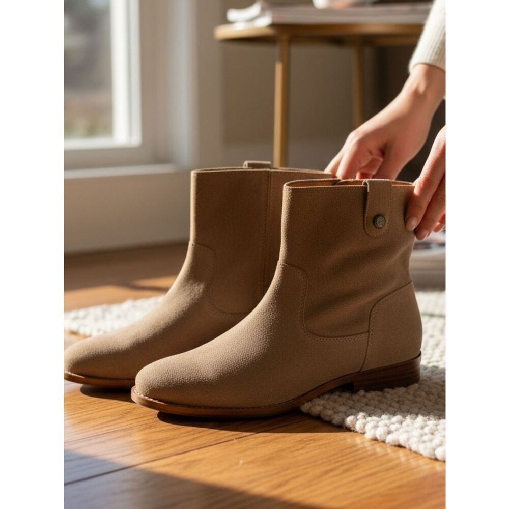 Arturo Chiang Suede Ankle Booties – Women’s Size 7.5M
